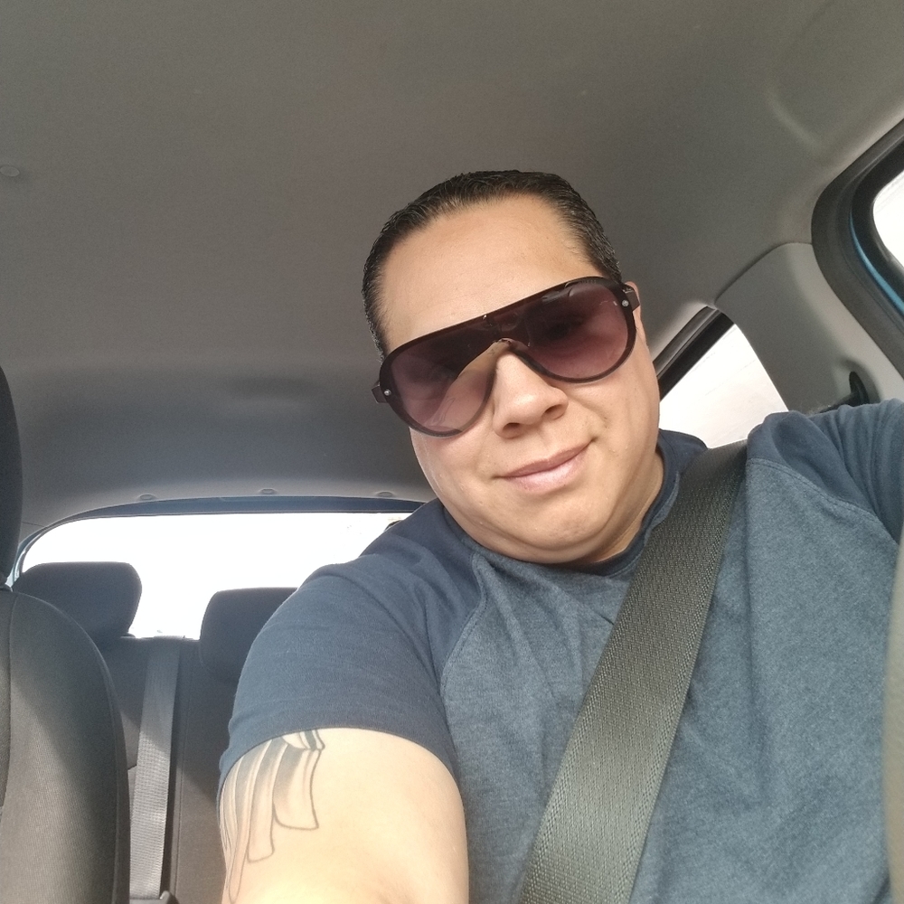 Meet your Posher, Everardo